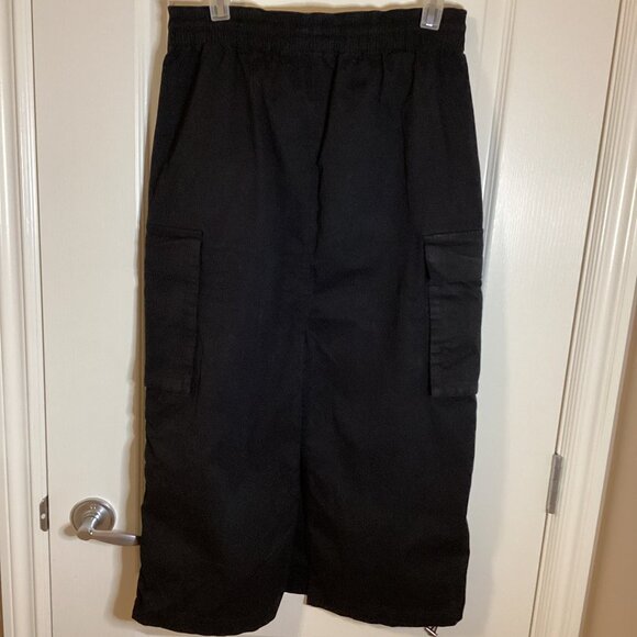 Women's Black Maxi Cargo Skirt Utility Pockets Back Slit Casual Goth Witchy - Picture 7 of 10